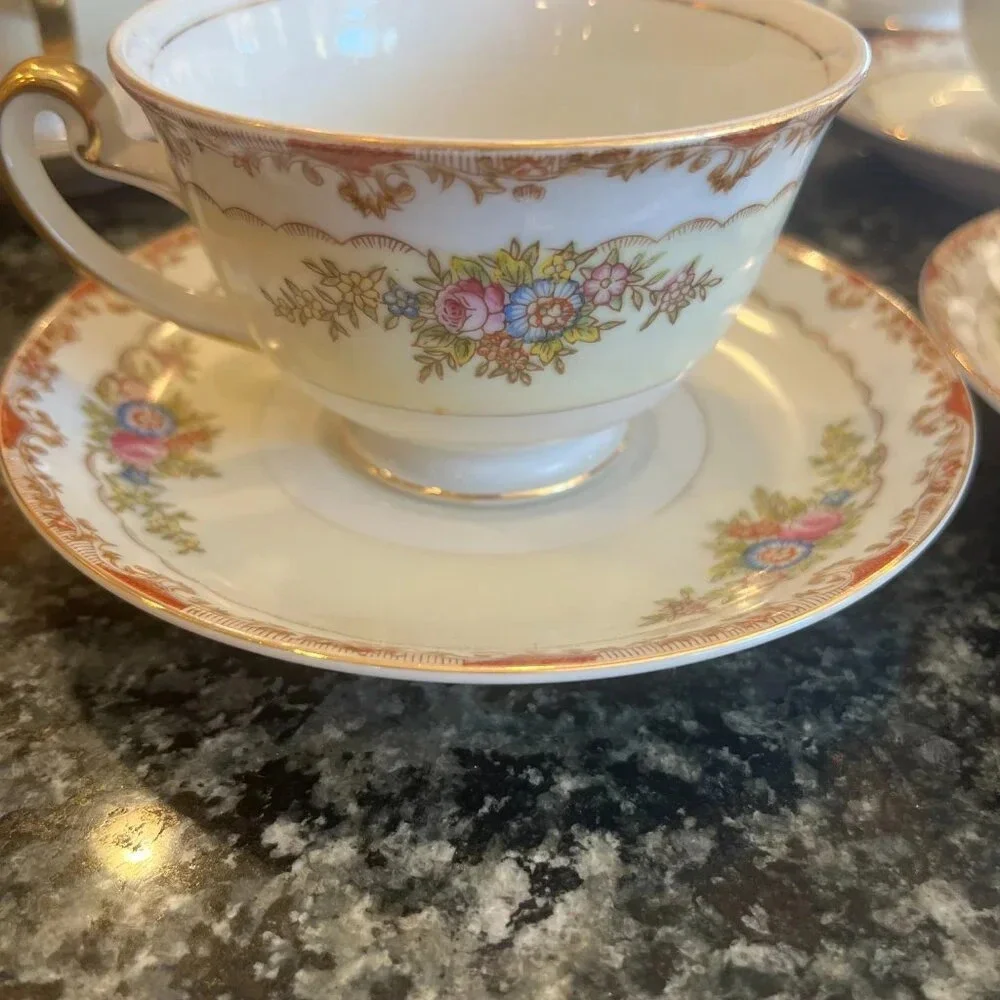 Vintage GRACE CHINA made in Japan Cup & Saucer Set 2PCS Great condition